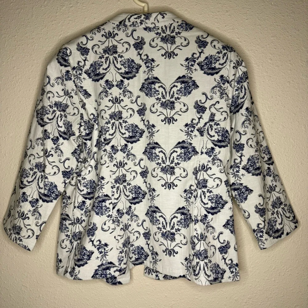 Chico’s Floral Jacket Open Front Paisley Blue White Women’s Sz Small (Chico’s 0)